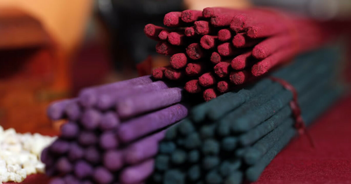 Your Complete Guide To Incense and Its Uses