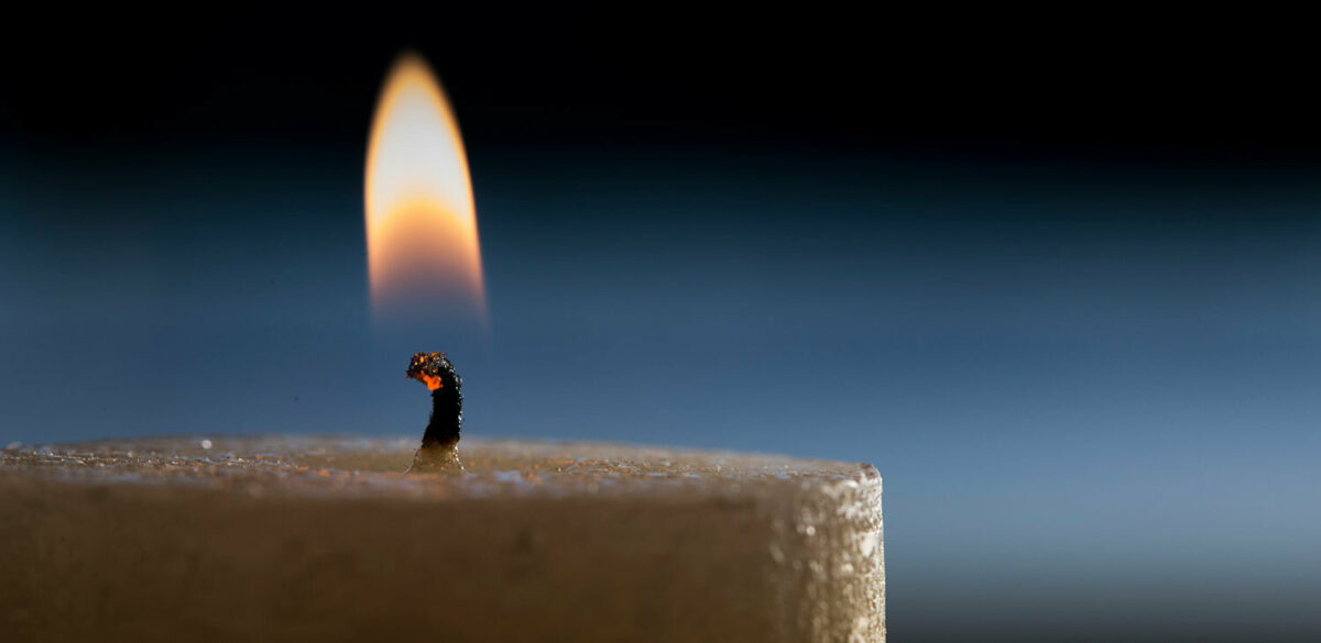 Candle flame interpretation small