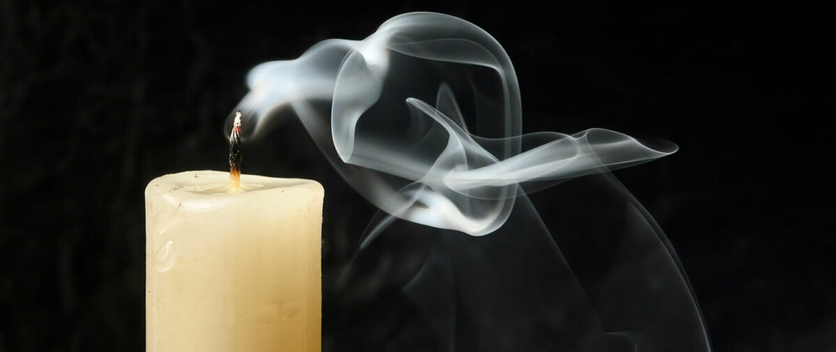 Candle smoke divination ceromancy