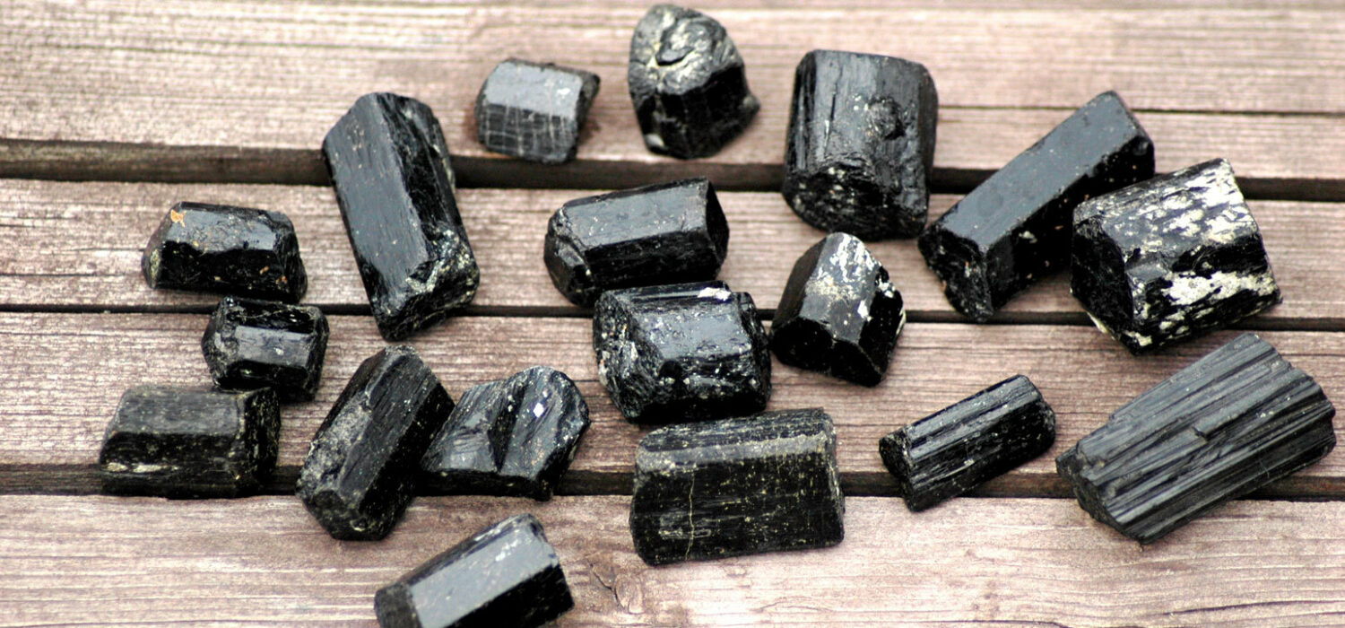 Black tourmaline protector stone